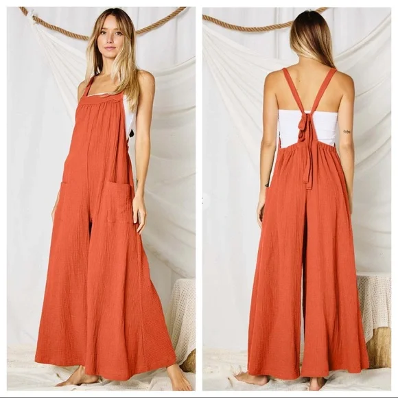 #35 ✨RESTOCKED ✨Angela Solid Fabulous Wide Leg Jumpsuit - Picture 3 of 5